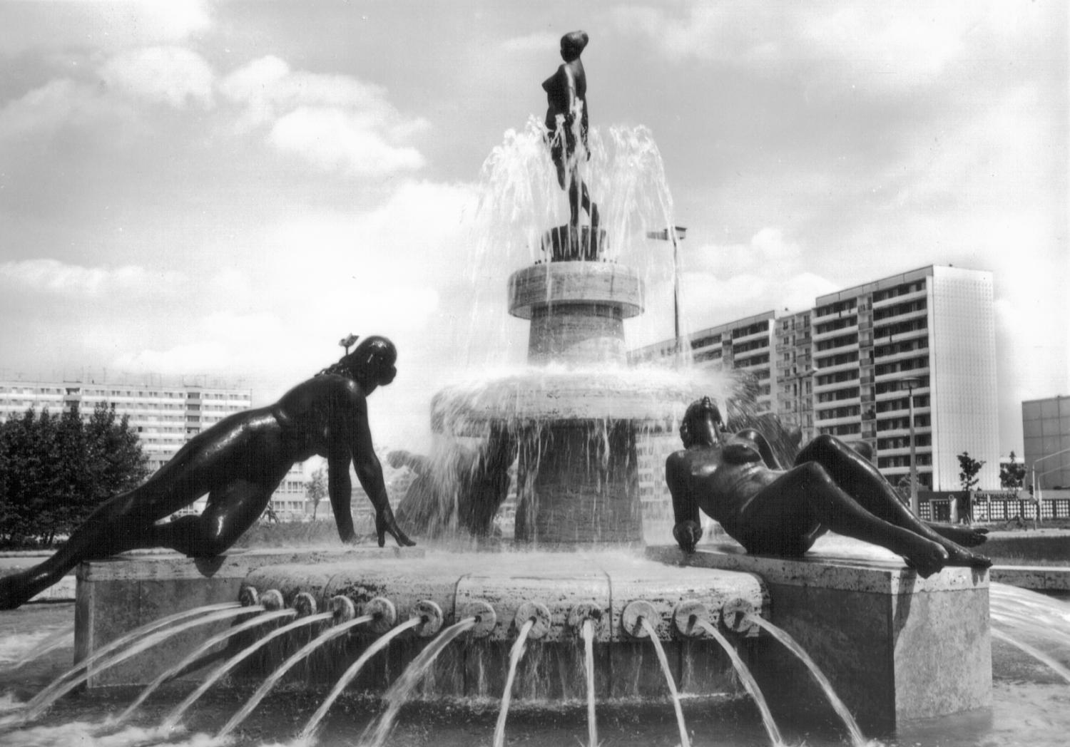 Anischtskarte: Frauenbrunnen
